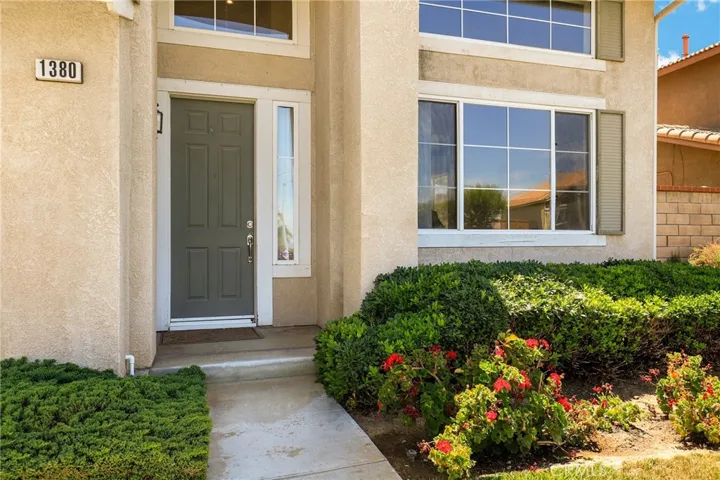 1380 Whispering Wind Lane, Corona, California 92881