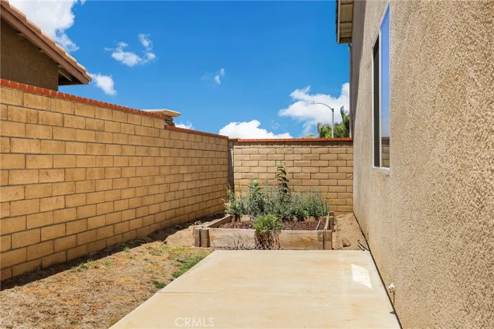 1380 Whispering Wind Lane, Corona, California 92881