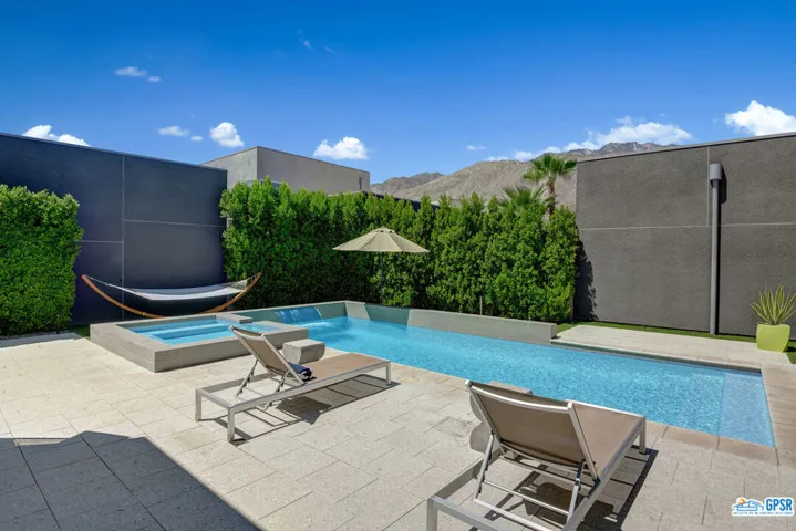 1065 Audrey Drive, Palm Springs, California 92262