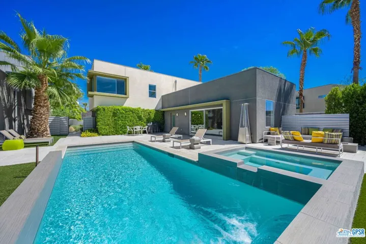 1065 Audrey Drive, Palm Springs, California 92262