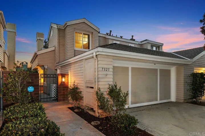 7325 Lantana, Carlsbad, California 92011