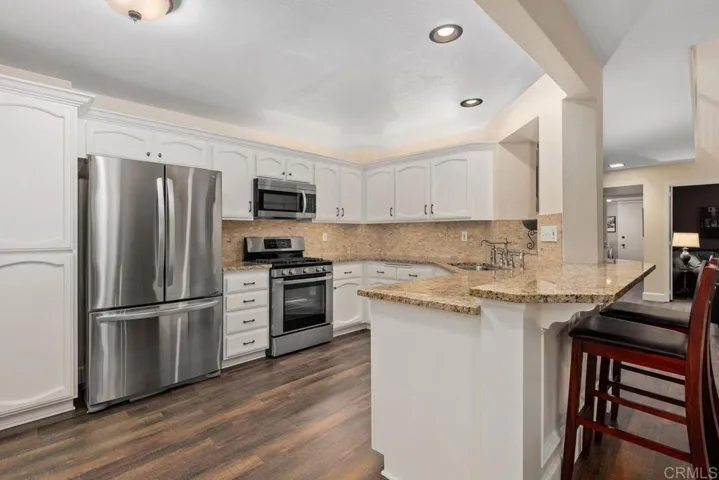 7325 Lantana, Carlsbad, California 92011