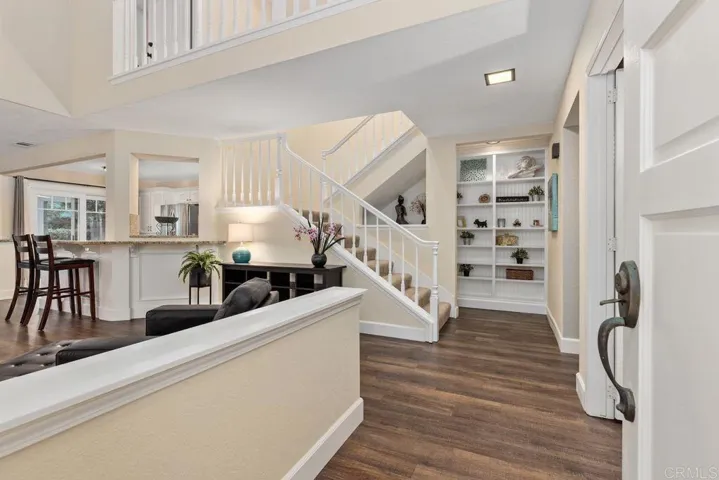 7325 Lantana, Carlsbad, California 92011