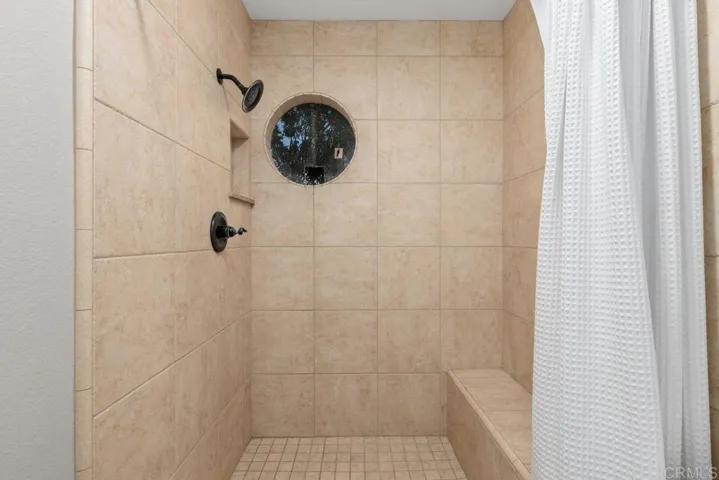 7325 Lantana, Carlsbad, California 92011