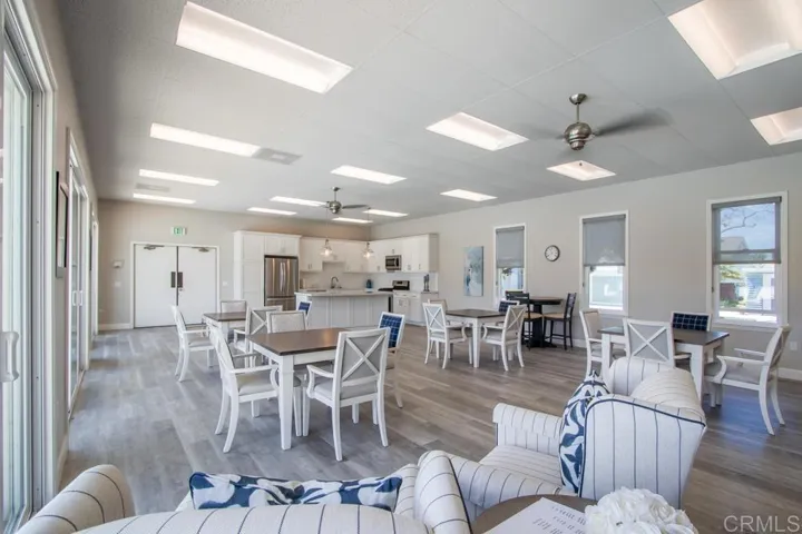 7325 Lantana, Carlsbad, California 92011