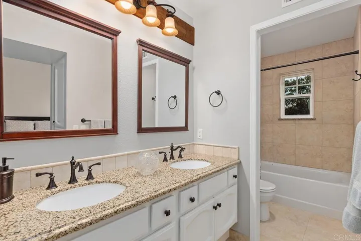7325 Lantana, Carlsbad, California 92011