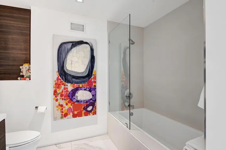 GUEST BATH MLS