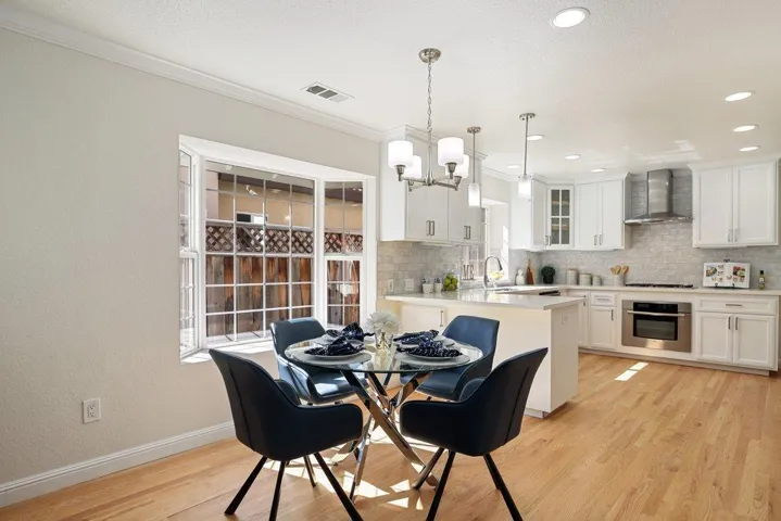 533 Robin Drive, Santa Clara, California 95050
