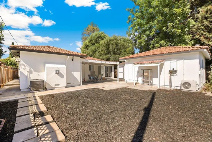 533 Robin Drive, Santa Clara, California 95050