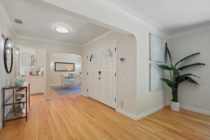 533 Robin Drive, Santa Clara, California 95050