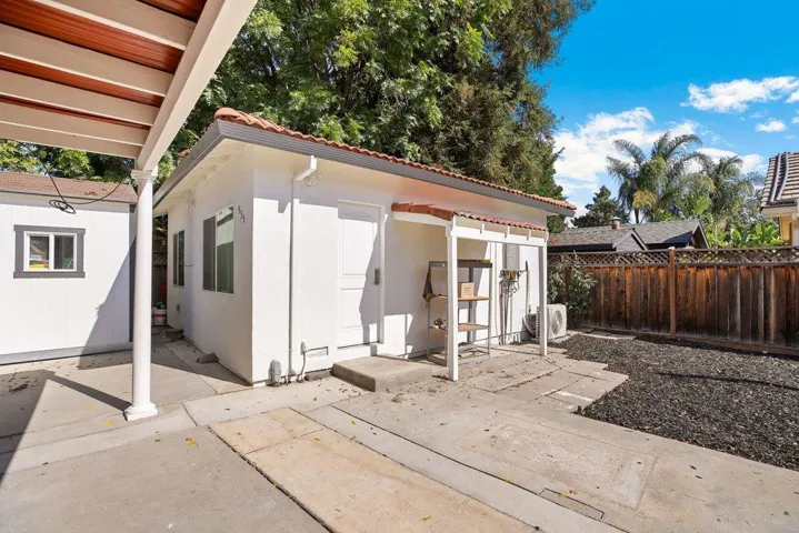 533 Robin Drive, Santa Clara, California 95050