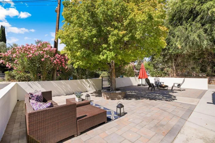 533 Robin Drive, Santa Clara, California 95050