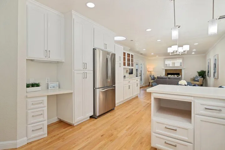 533 Robin Drive, Santa Clara, California 95050