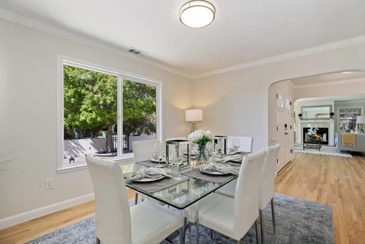 533 Robin Drive, Santa Clara, California 95050