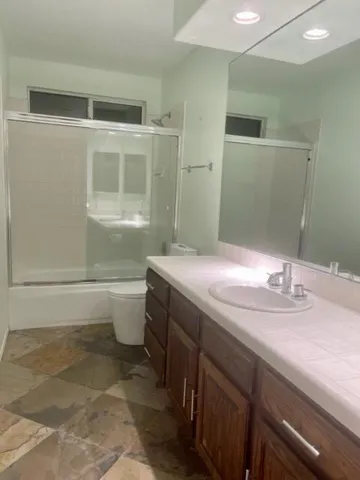 Bath - Guest