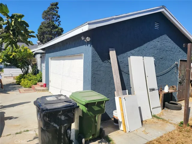 216 W Imperial, Los Angeles, California 90061
