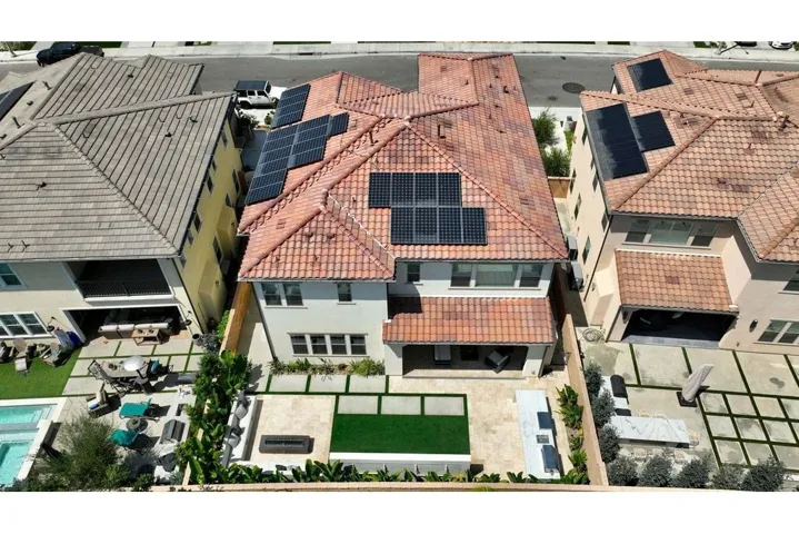 17322 Burrows Lane, Huntington Beach, California 92649