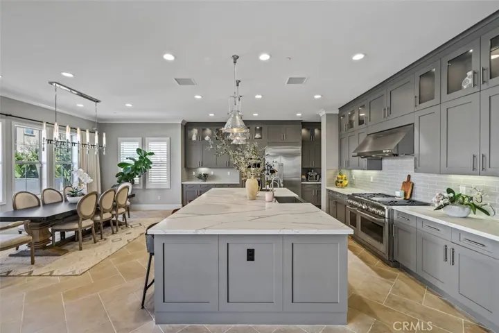 17322 Burrows Lane, Huntington Beach, California 92649