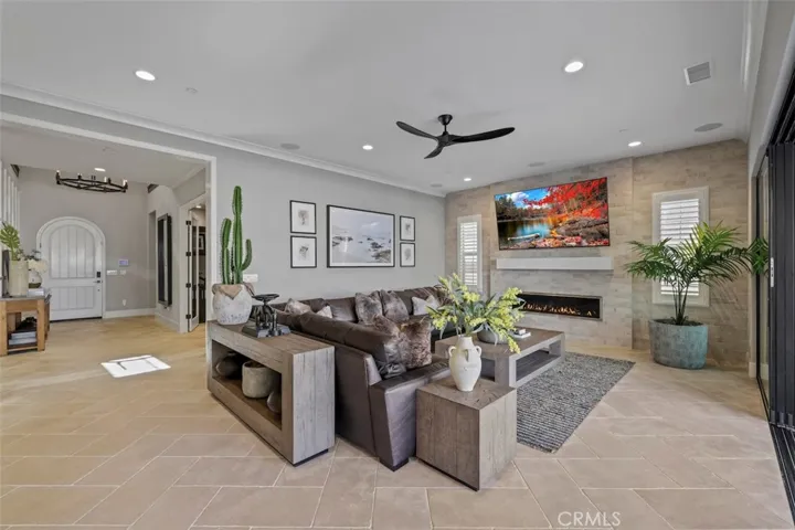 17322 Burrows Lane, Huntington Beach, California 92649