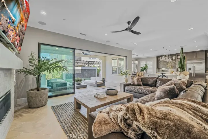 17322 Burrows Lane, Huntington Beach, California 92649