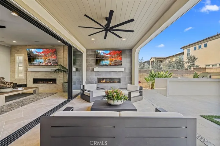 17322 Burrows Lane, Huntington Beach, California 92649