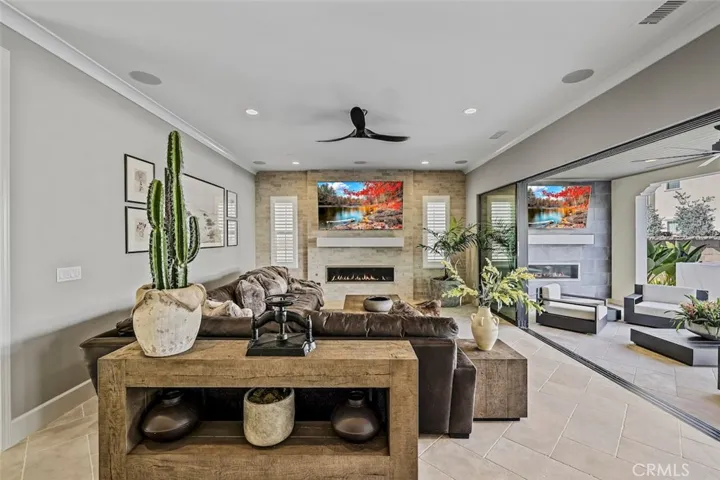 17322 Burrows Lane, Huntington Beach, California 92649