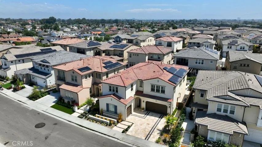 17322 Burrows Lane, Huntington Beach, California 92649