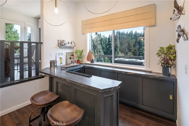 28626 Shenandoah Drive, Lake Arrowhead, California 92352