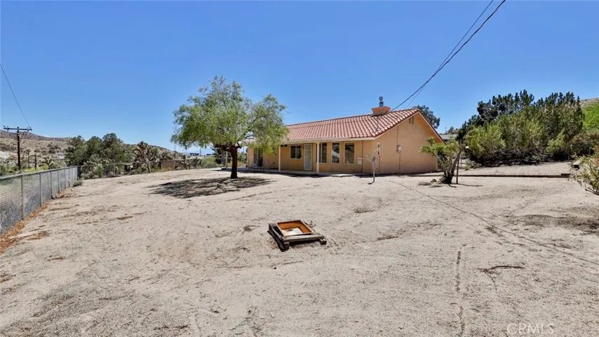 7585 Whitney Avenue, Yucca Valley, California 92284