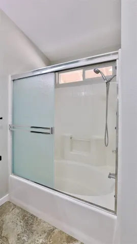 7585 Whitney Avenue, Yucca Valley, California 92284