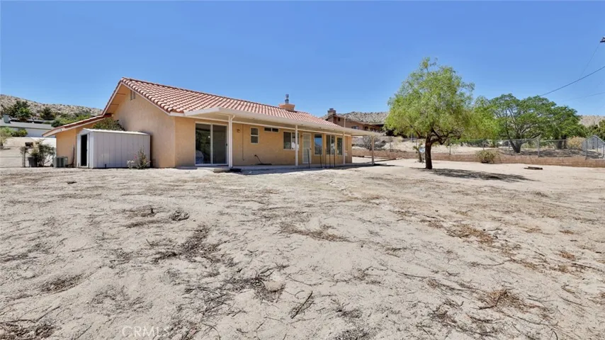 7585 Whitney Avenue, Yucca Valley, California 92284