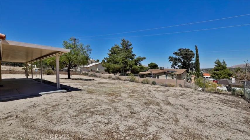 7585 Whitney Avenue, Yucca Valley, California 92284