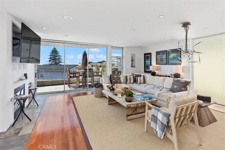 159 Dumond Drive, Laguna Beach, California 92651