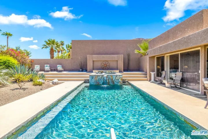 30 Cresta Verde Drive, Rancho Mirage, California 92270