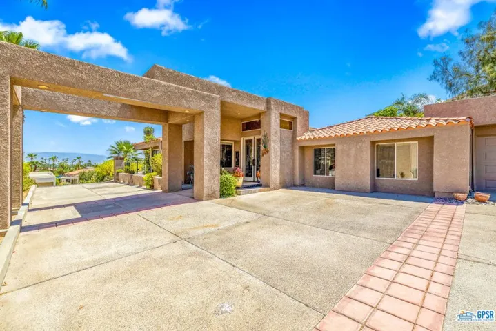 30 Cresta Verde Drive, Rancho Mirage, California 92270