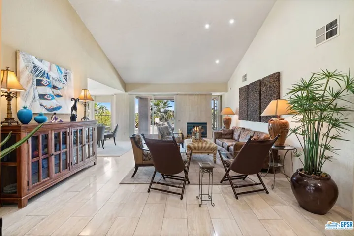 30 Cresta Verde Drive, Rancho Mirage, California 92270
