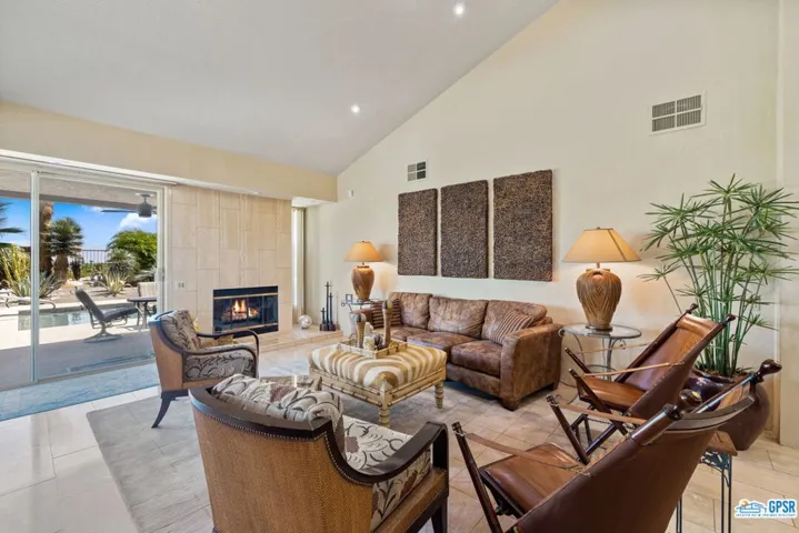 30 Cresta Verde Drive, Rancho Mirage, California 92270