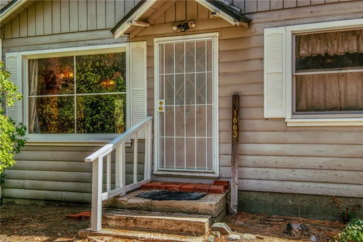 1663 Betty Street, Wrightwood, California 92397