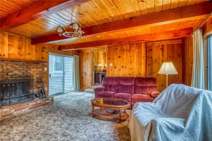1663 Betty Street, Wrightwood, California 92397