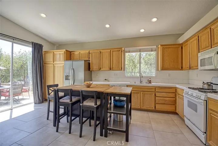 25604 Christie Court, Stevenson Ranch, California 91381