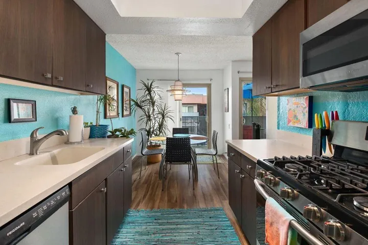 Kitchen to dining