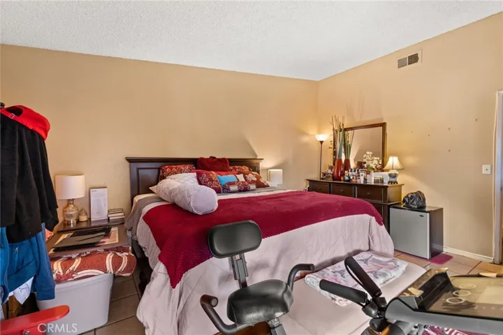620 N Dudley Street, Pomona, California 91768