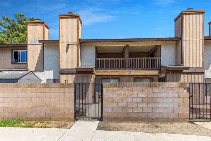 620 N Dudley Street, Pomona, California 91768