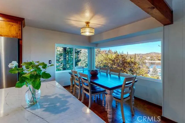 28923 Palisades Drive, Lake Arrowhead, California 92352