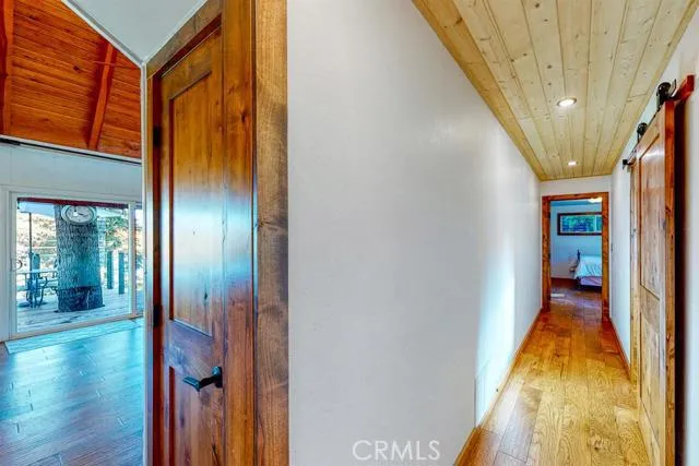 28923 Palisades Drive, Lake Arrowhead, California 92352