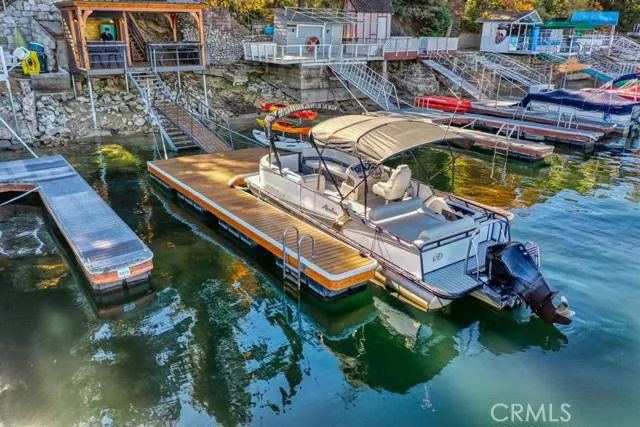 28923 Palisades Drive, Lake Arrowhead, California 92352