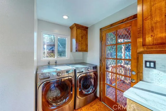 28923 Palisades Drive, Lake Arrowhead, California 92352