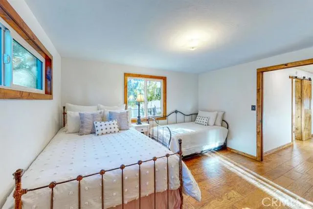 28923 Palisades Drive, Lake Arrowhead, California 92352