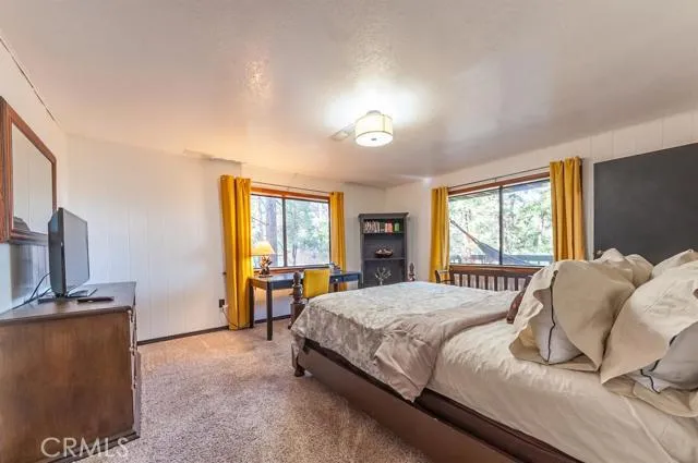 24166 Cresta Drive, Crestline, California 92325