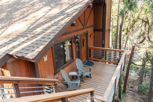 24166 Cresta Drive, Crestline, California 92325